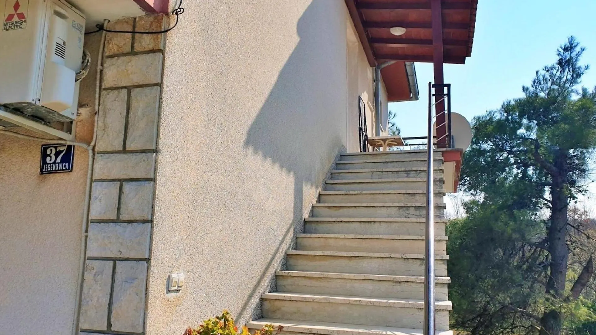Apartment Jakominic - Balkon, Gartenblick Silo  Silo (Krk)