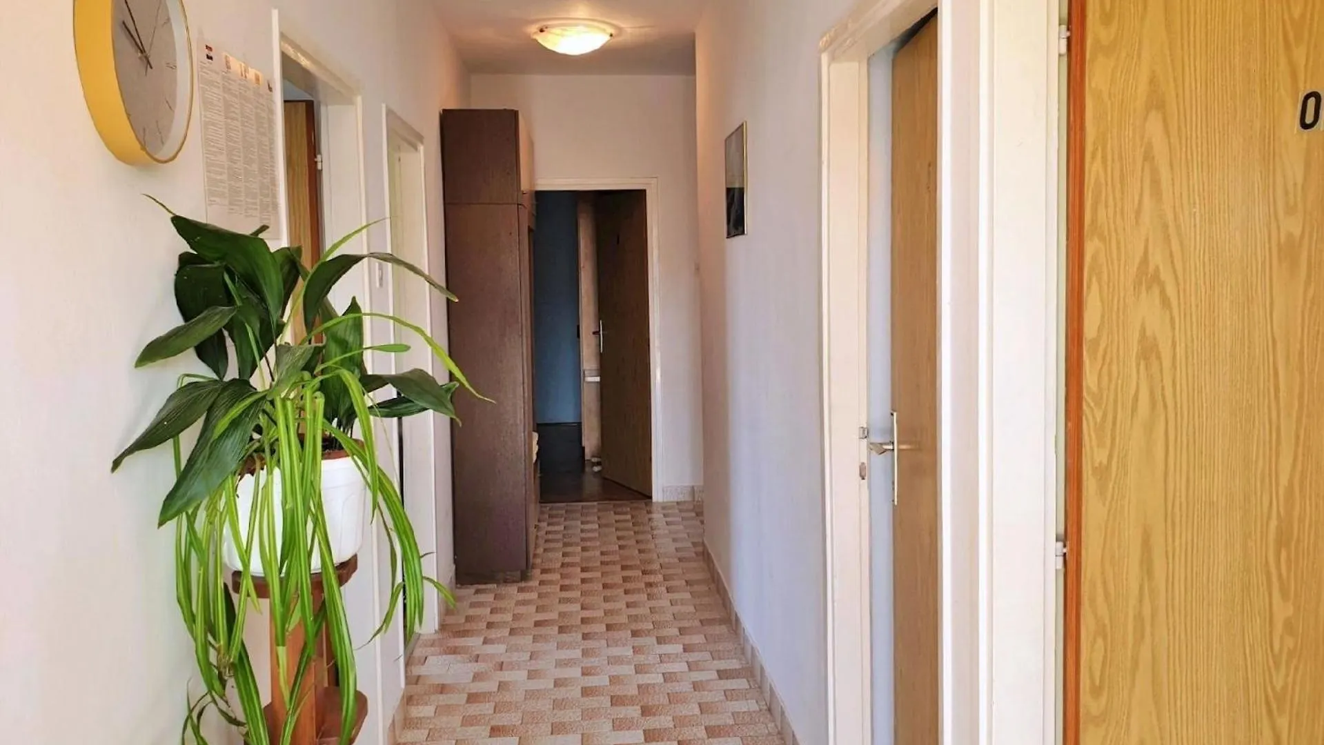 Apartment Jakominic - Balkon, Gartenblick Silo  0*, Silo (Krk)