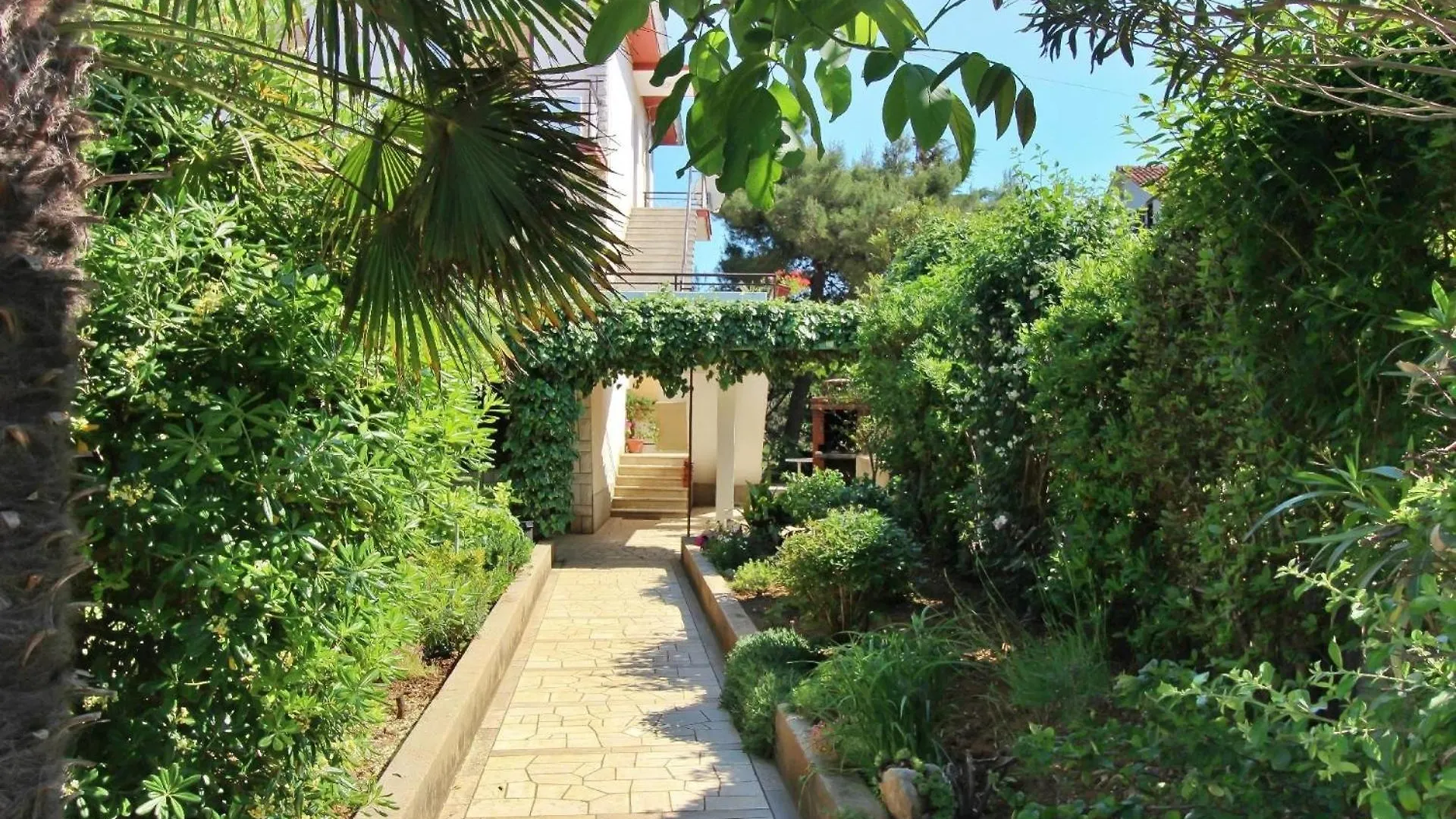 Apartment Jakominic - Balkon, Gartenblick Silo   Silo (Krk)